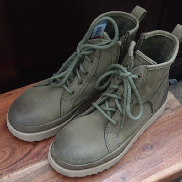 UGG Sage Green Lace-Up Boots - Picture 3 of 9
